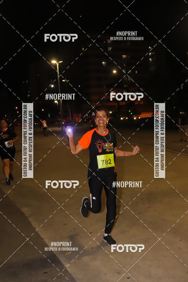 Buy your photos of the eventLuz do Mundo Night Run on Fotop