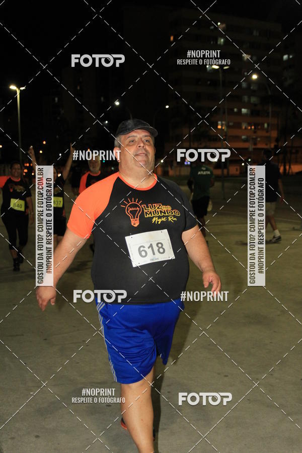 Buy your photos of the eventLuz do Mundo Night Run on Fotop
