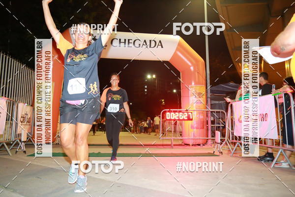 Buy your photos of the eventLuz do Mundo Night Run on Fotop