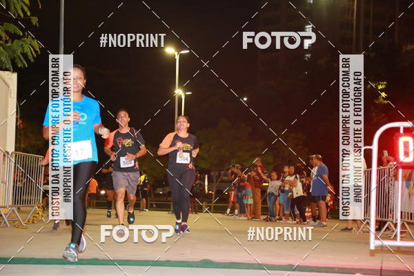 Buy your photos of the eventLuz do Mundo Night Run on Fotop