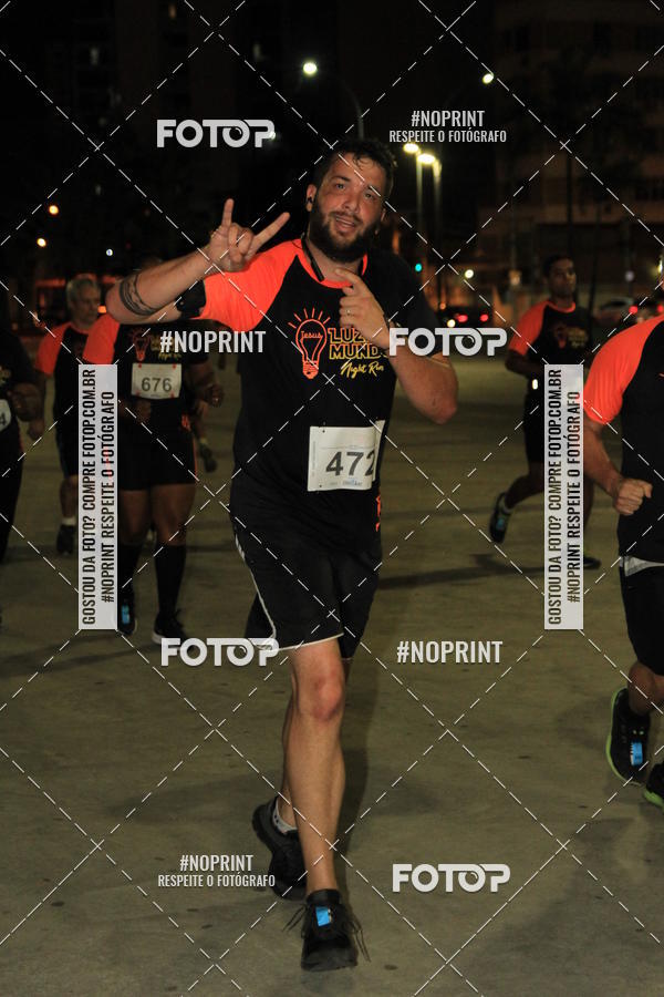 Buy your photos of the eventLuz do Mundo Night Run on Fotop