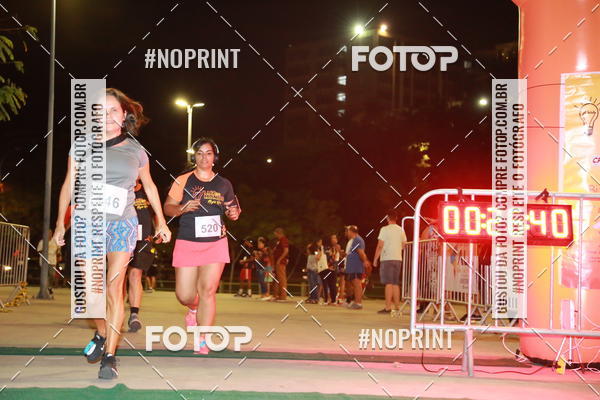 Buy your photos of the eventLuz do Mundo Night Run on Fotop