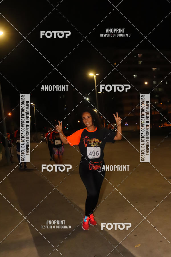 Buy your photos of the eventLuz do Mundo Night Run on Fotop