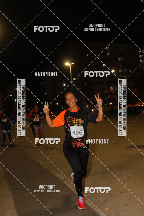 Buy your photos of the eventLuz do Mundo Night Run on Fotop