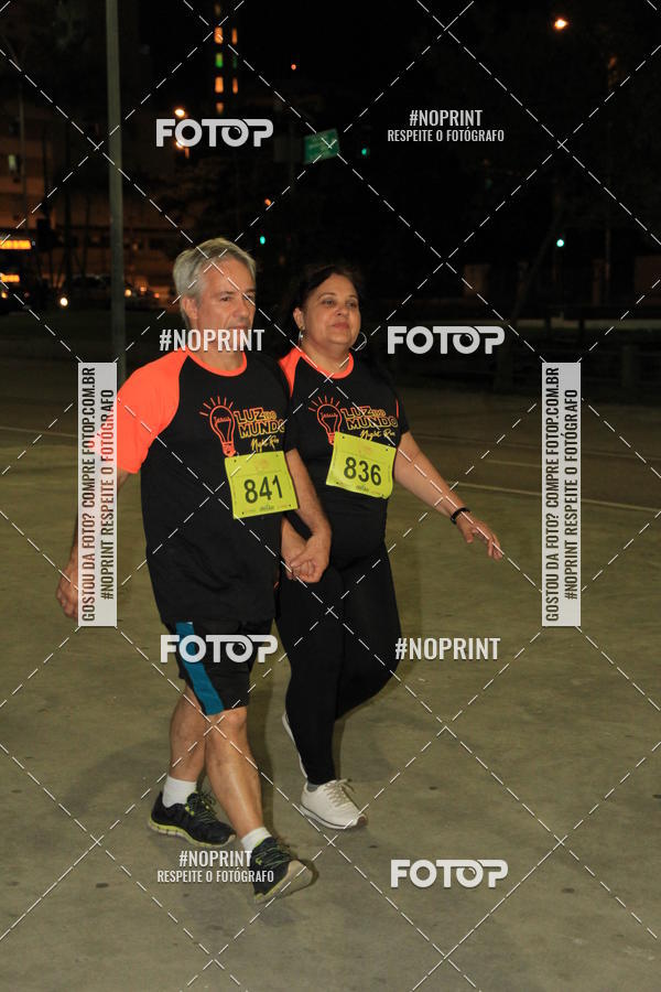 Buy your photos of the eventLuz do Mundo Night Run on Fotop