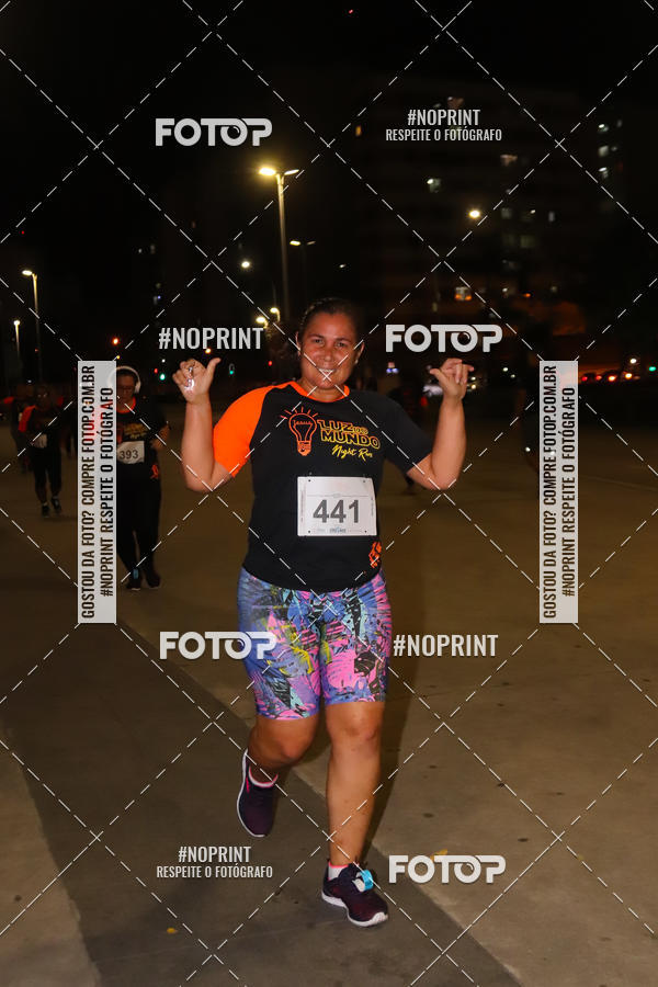 Buy your photos of the eventLuz do Mundo Night Run on Fotop