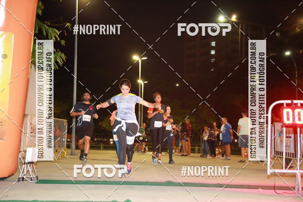 Buy your photos of the eventLuz do Mundo Night Run on Fotop