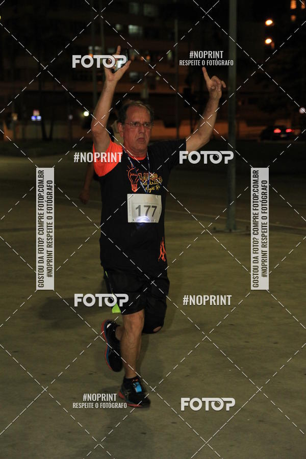 Buy your photos of the eventLuz do Mundo Night Run on Fotop