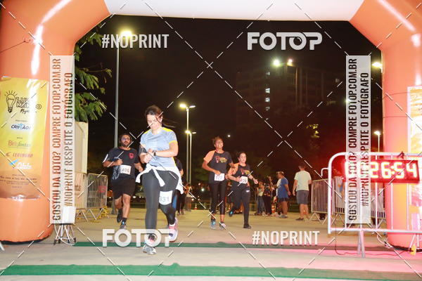 Buy your photos of the eventLuz do Mundo Night Run on Fotop