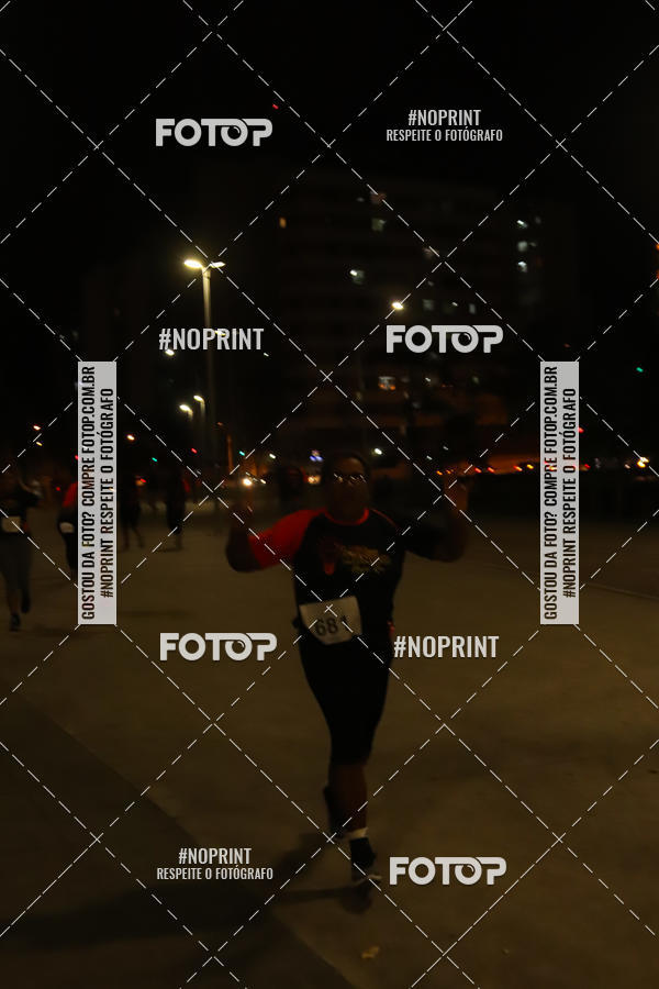 Buy your photos of the eventLuz do Mundo Night Run on Fotop