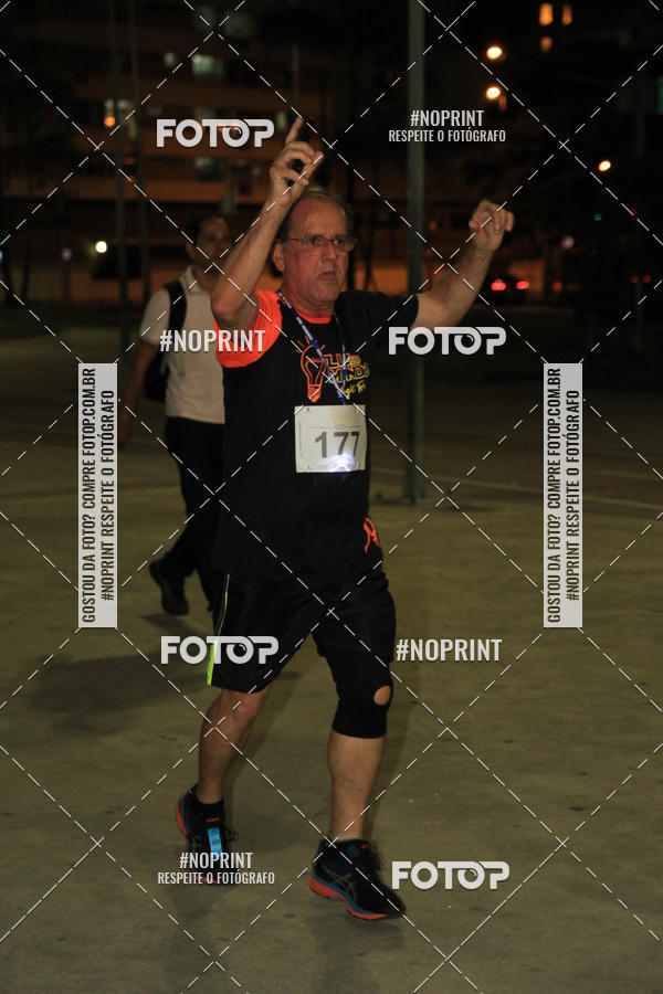 Buy your photos of the eventLuz do Mundo Night Run on Fotop