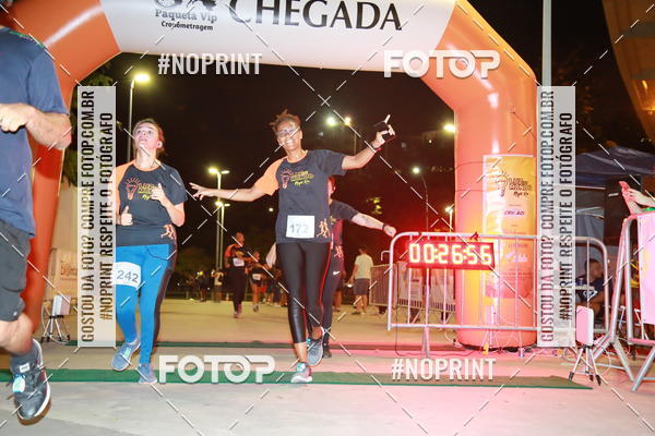 Buy your photos of the eventLuz do Mundo Night Run on Fotop