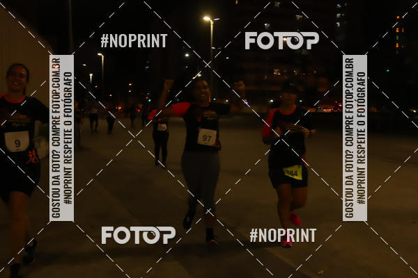 Buy your photos of the eventLuz do Mundo Night Run on Fotop