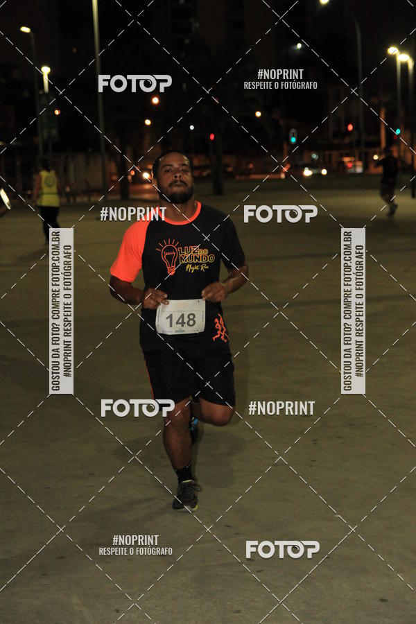 Buy your photos of the eventLuz do Mundo Night Run on Fotop
