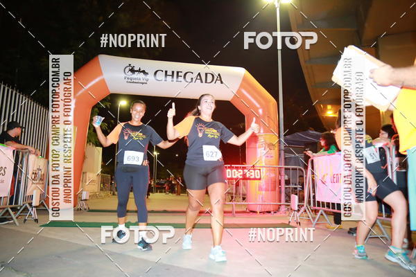 Buy your photos of the eventLuz do Mundo Night Run on Fotop
