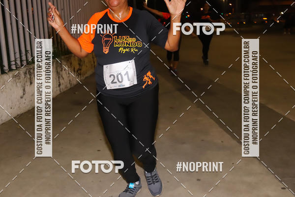 Buy your photos of the eventLuz do Mundo Night Run on Fotop