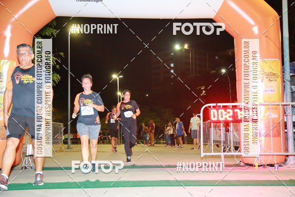 Buy your photos of the eventLuz do Mundo Night Run on Fotop