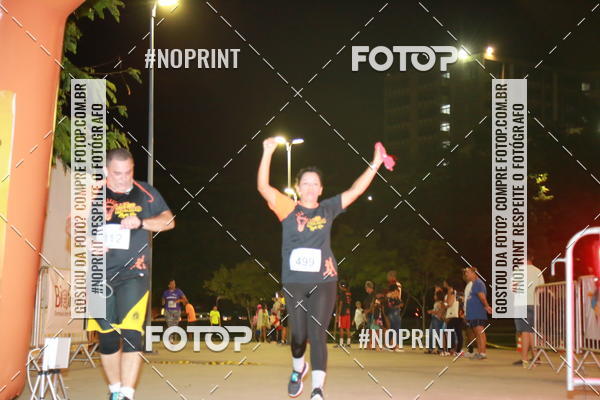 Buy your photos of the eventLuz do Mundo Night Run on Fotop