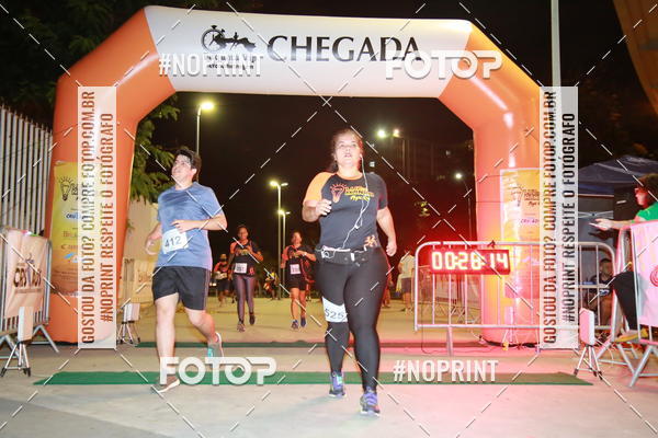 Buy your photos of the eventLuz do Mundo Night Run on Fotop