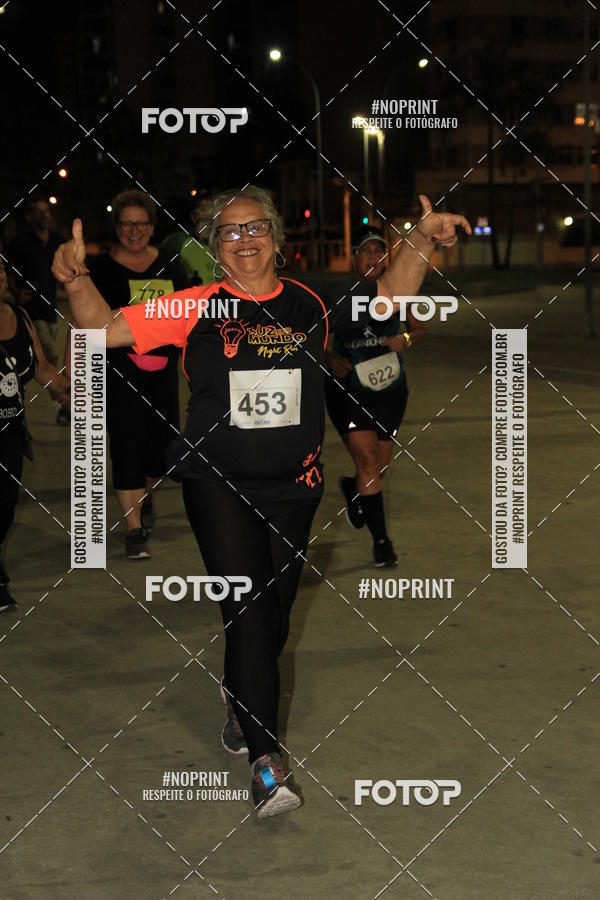 Buy your photos of the eventLuz do Mundo Night Run on Fotop
