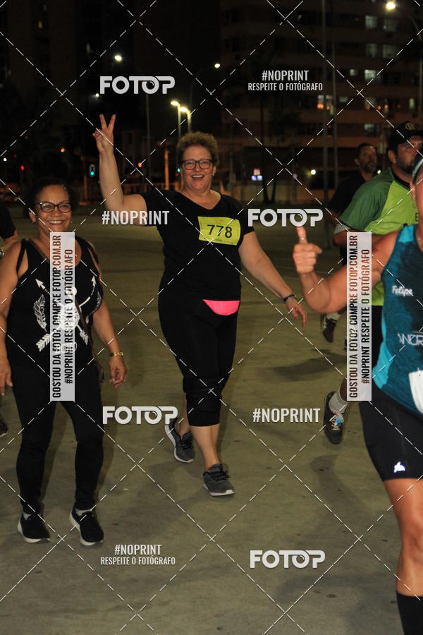 Buy your photos of the eventLuz do Mundo Night Run on Fotop