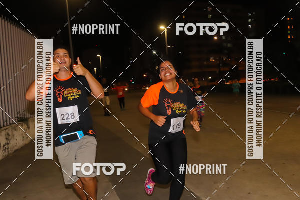 Buy your photos of the eventLuz do Mundo Night Run on Fotop