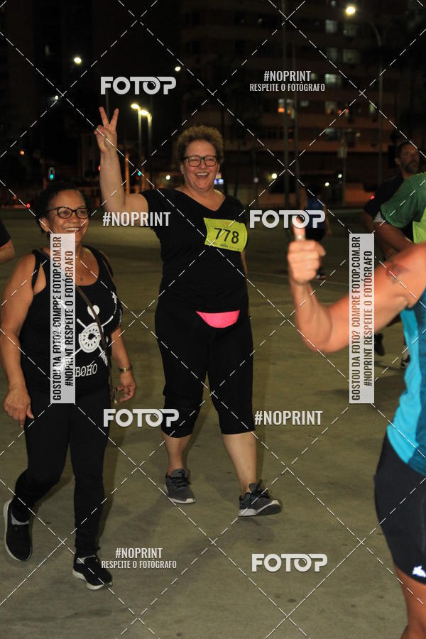 Buy your photos of the eventLuz do Mundo Night Run on Fotop