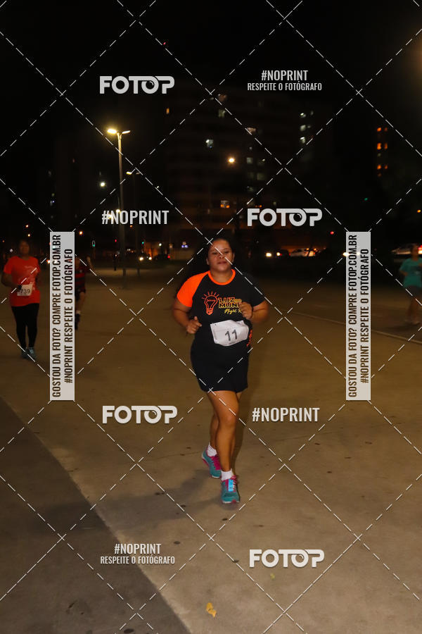 Buy your photos of the eventLuz do Mundo Night Run on Fotop