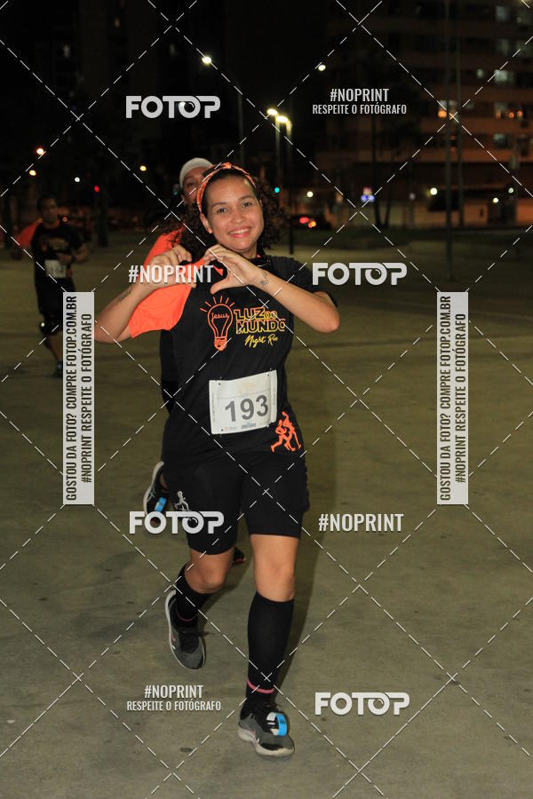 Buy your photos of the eventLuz do Mundo Night Run on Fotop
