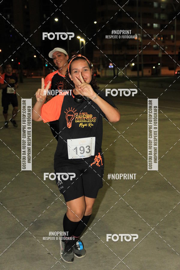 Buy your photos of the eventLuz do Mundo Night Run on Fotop