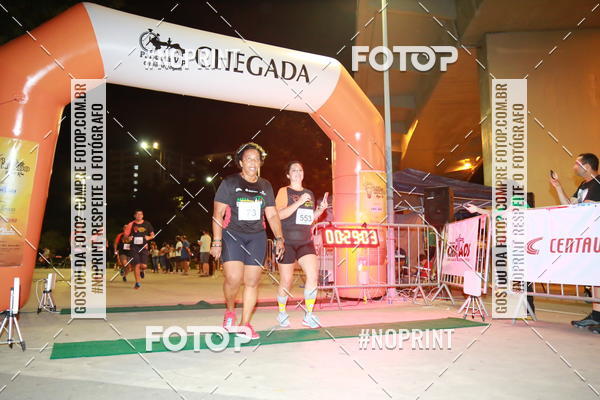 Buy your photos of the eventLuz do Mundo Night Run on Fotop