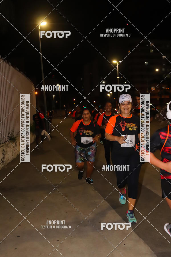 Buy your photos of the eventLuz do Mundo Night Run on Fotop