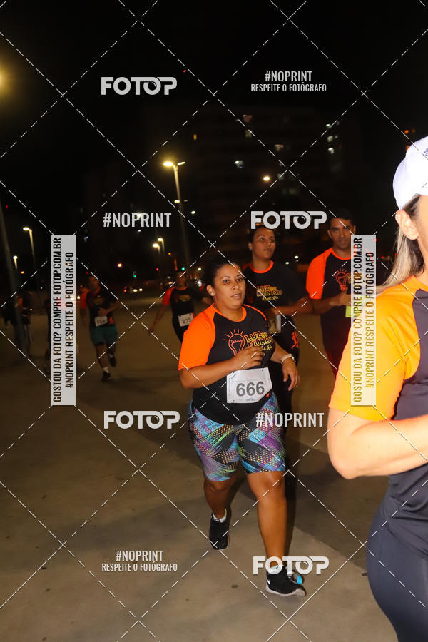 Buy your photos of the eventLuz do Mundo Night Run on Fotop
