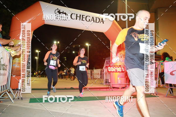 Buy your photos of the eventLuz do Mundo Night Run on Fotop