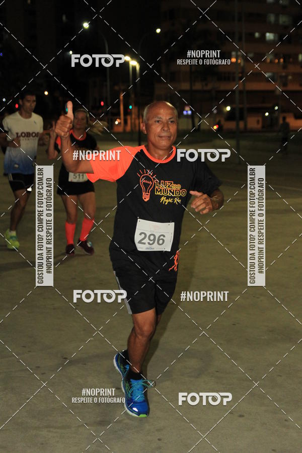 Buy your photos of the eventLuz do Mundo Night Run on Fotop