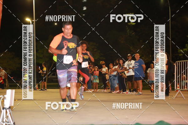 Buy your photos of the eventLuz do Mundo Night Run on Fotop