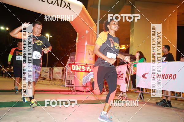 Buy your photos of the eventLuz do Mundo Night Run on Fotop