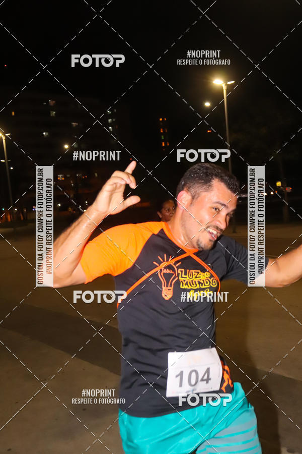 Buy your photos of the eventLuz do Mundo Night Run on Fotop