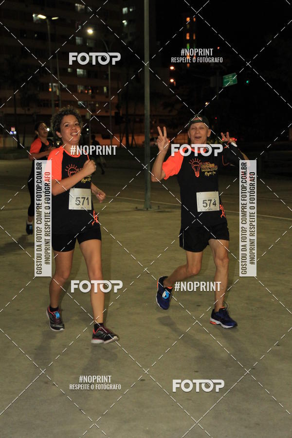 Buy your photos of the eventLuz do Mundo Night Run on Fotop