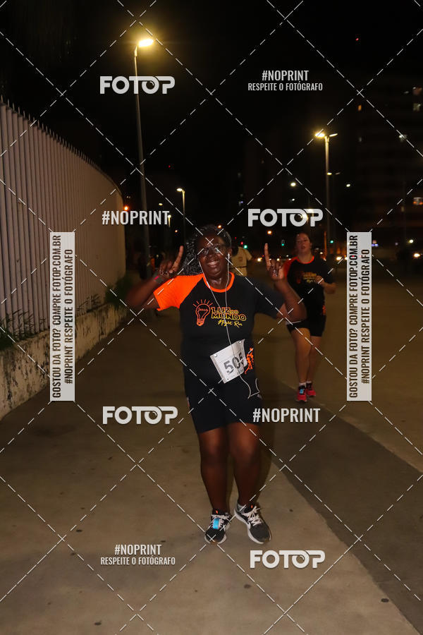 Buy your photos of the eventLuz do Mundo Night Run on Fotop