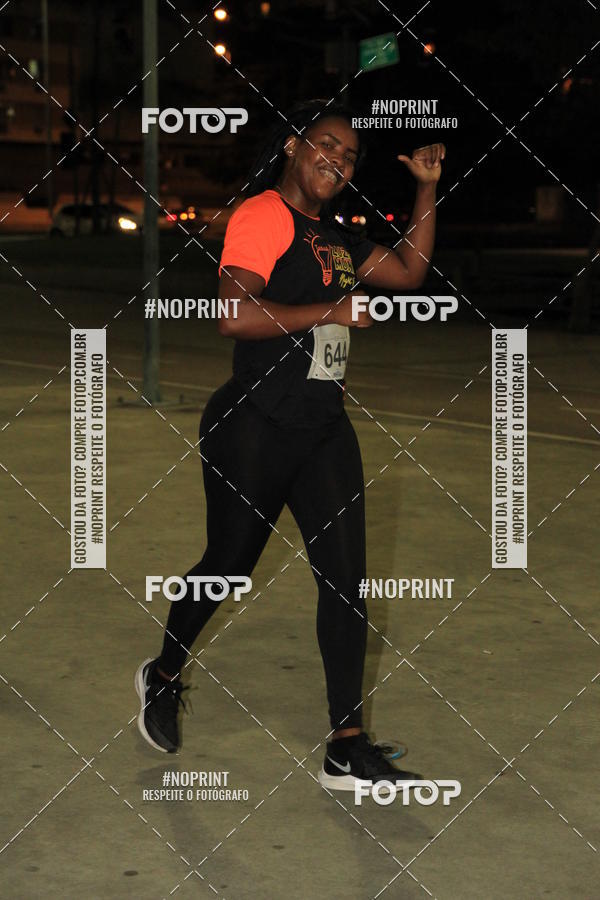 Buy your photos of the eventLuz do Mundo Night Run on Fotop