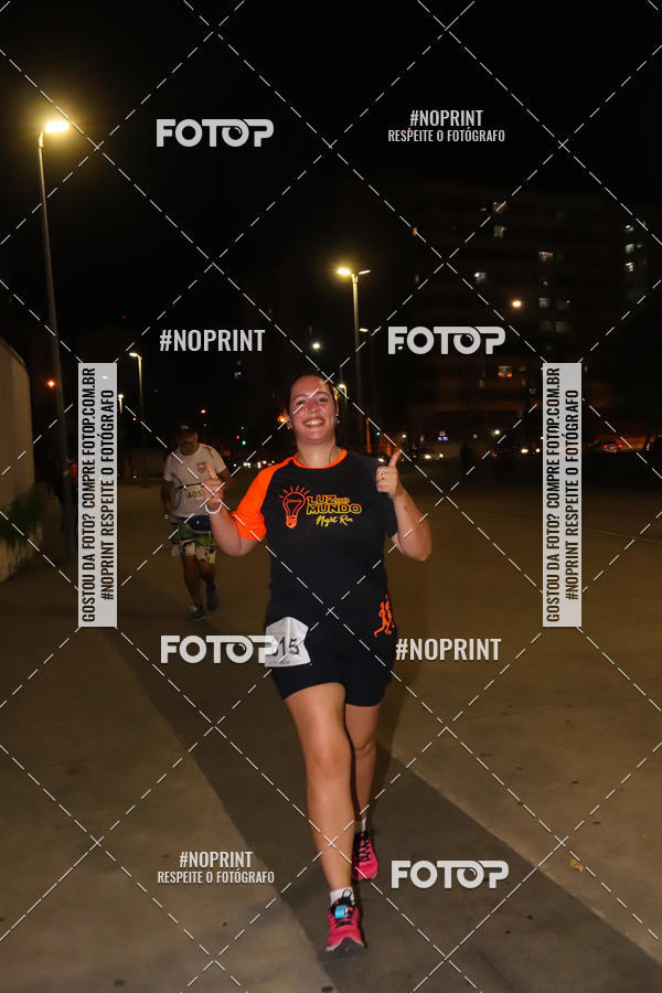 Buy your photos of the eventLuz do Mundo Night Run on Fotop