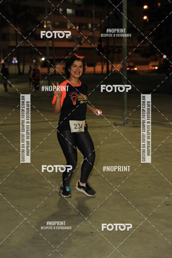 Buy your photos of the eventLuz do Mundo Night Run on Fotop
