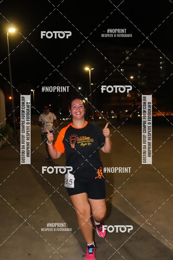Buy your photos of the eventLuz do Mundo Night Run on Fotop