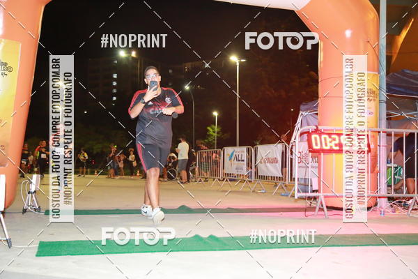 Buy your photos of the eventLuz do Mundo Night Run on Fotop
