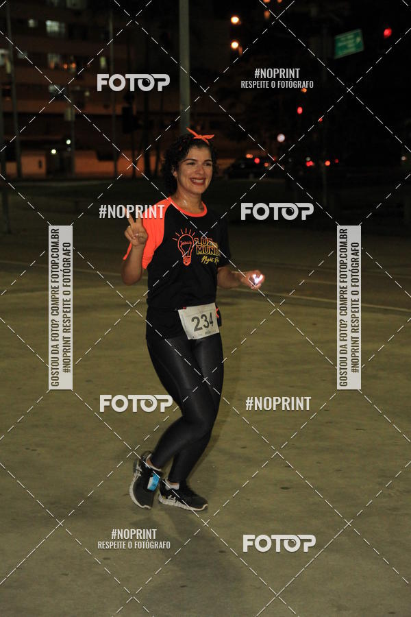Buy your photos of the eventLuz do Mundo Night Run on Fotop