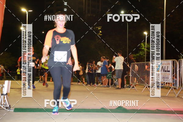 Buy your photos of the eventLuz do Mundo Night Run on Fotop