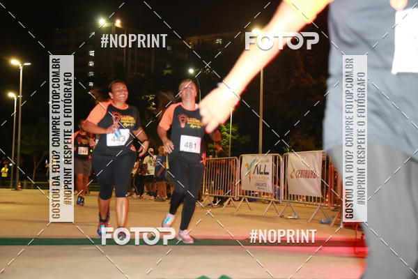 Buy your photos of the eventLuz do Mundo Night Run on Fotop