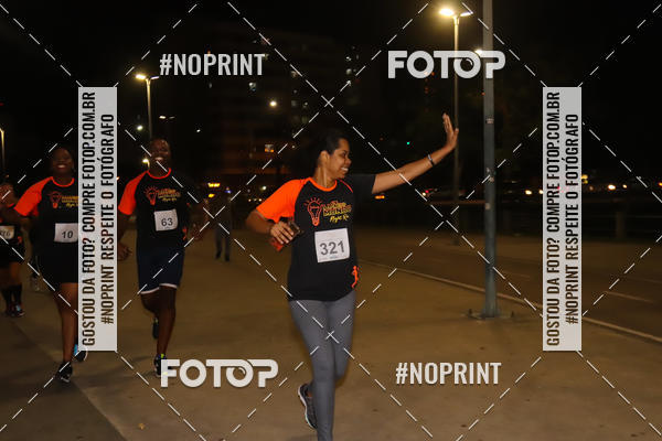 Buy your photos of the eventLuz do Mundo Night Run on Fotop