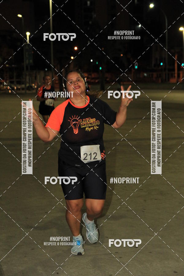 Buy your photos of the eventLuz do Mundo Night Run on Fotop